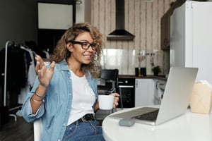 Revenue team benefiting from Hintible and HubSpot integration