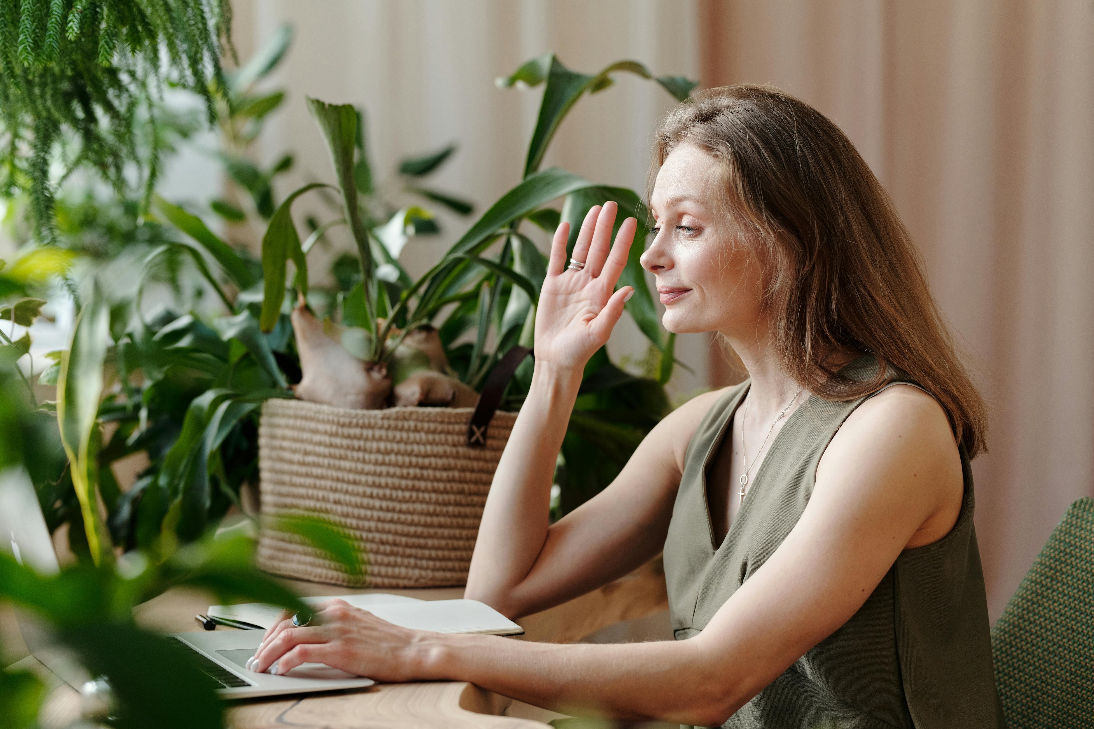 RevOps leader using video outreach in HubSpot